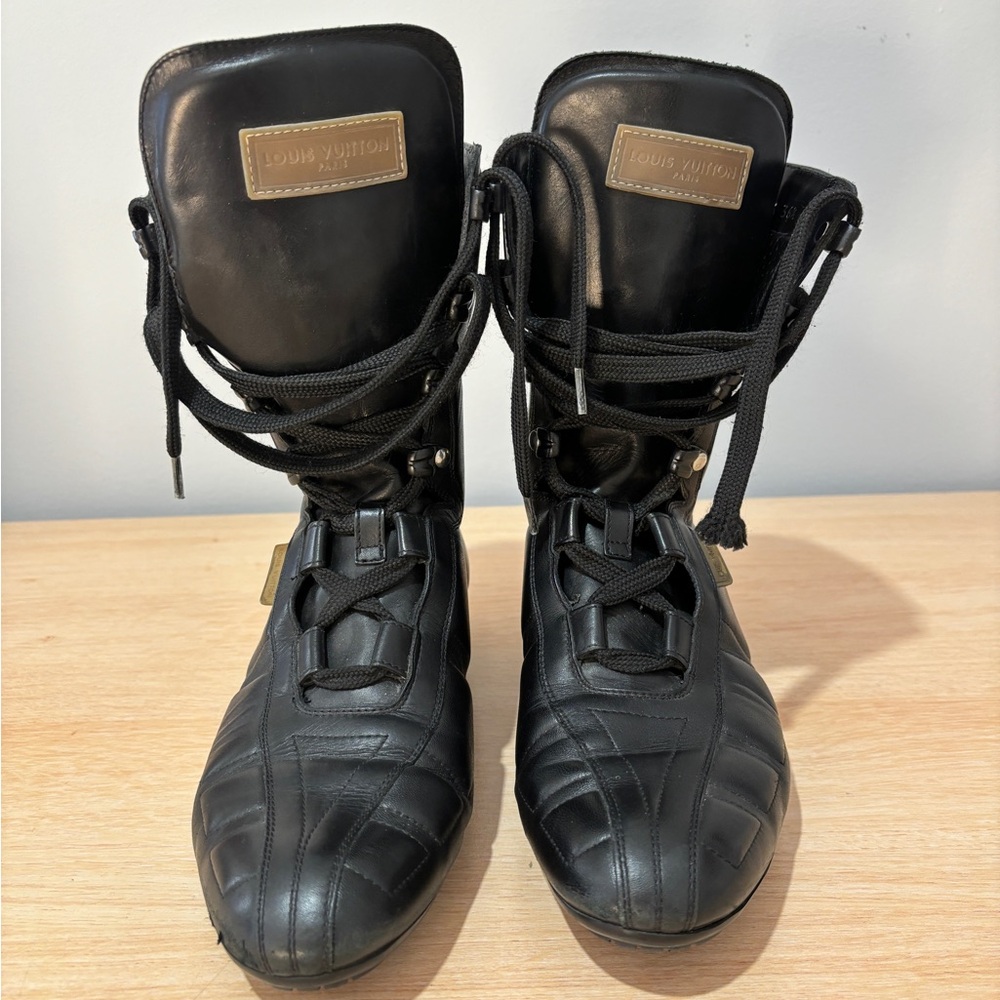 Vintage Louis Vuitton Authentic Black Lace Up Sneaker Combat Boots